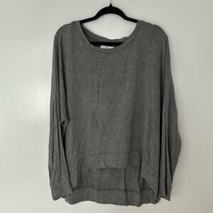 Soul Cycle  Women’s Top Gym Workout Train Exercise Basic Neutral Loose fitting